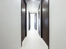 【大阪府/大阪市鶴見区今津北】ファミール・パーク鶴見 廊下