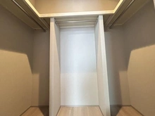 【大阪府/大阪市北区万歳町】ローレルタワー梅田 収納