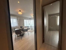 【大阪府/大阪市北区万歳町】ローレルタワー梅田 LDK：右側：洋室