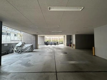 【大阪府/大阪市北区万歳町】ローレルタワー梅田 駐輪場