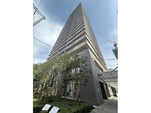 【大阪府/大阪市北区万歳町】ローレルタワー梅田 外観