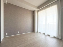 【大阪府/大阪市中央区安土町】シティタワー大阪本町 洋室：約6帖