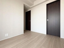 【大阪府/大阪市中央区安土町】シティタワー大阪本町 洋室：約6帖