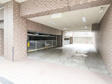 【大阪府/大阪市福島区福島】リーガル西梅田 駐車場