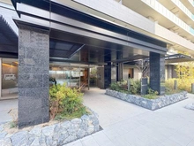 【大阪府/大阪市此花区春日出南】ハルモシティ アプローチ