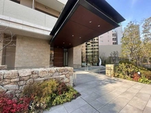 【大阪府/大阪市中央区内久宝寺町】グランドメゾン上町台レジデンスタワー アプローチ