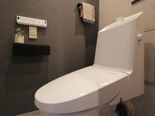 【大阪府/大阪市北区菅原町】ジーニス大阪 WEST棟 トイレ