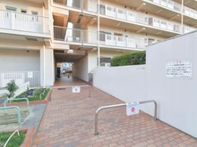 【大阪府/大阪市都島区大東町】三陽ハイツ都島 敷地内