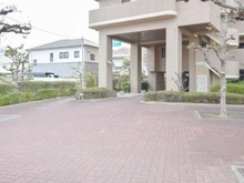 【大阪府/大阪市鶴見区今津南】ファミール鶴見 アプローチ