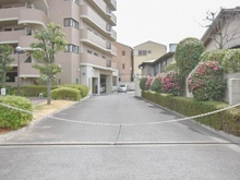 【大阪府/大阪市鶴見区今津南】ファミール鶴見 敷地内