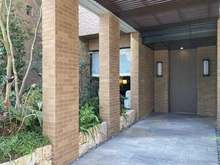 【大阪府/大阪市天王寺区石ケ辻町】グランドメゾン上本町 THE CLASS エントランス