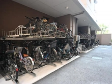 【大阪府/大阪市天王寺区石ケ辻町】グランドメゾン上本町 THE CLASS 駐輪場