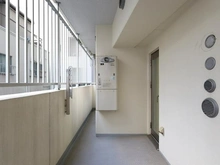 【大阪府/大阪市中央区安土町】エステムプラザ本町クロス バルコニー