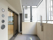 【大阪府/大阪市中央区安土町】エステムプラザ本町クロス バルコニー