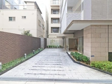 【大阪府/大阪市中央区安土町】エステムプラザ本町クロス アプローチ