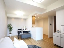 【大阪府/大阪市中央区高麗橋】プラウドタワー北浜 LDK：※家具・調度品等は販売価格に含まれておりません