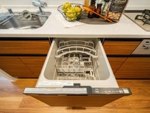 【大阪府/大阪市中央区高麗橋】プラウドタワー北浜 キッチン：食器洗い乾燥機付き