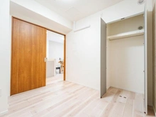 【大阪府/大阪市中央区南船場】プレミスト南船場 洋室：約4.5帖