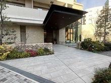 【大阪府/大阪市中央区内久宝寺町】グランドメゾン上町台レジデンスタワー エントランス