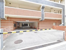 【大阪府/大阪市中央区南久宝寺町】エンゼルシティフラッツ心斎橋北 駐車場