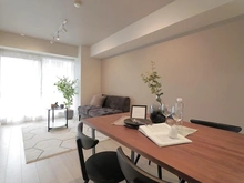 【大阪府/大阪市中央区南船場】ダイアパレス順慶町 リビング・ダイニング