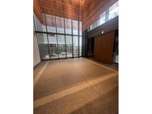 【大阪府/大阪市中央区久太郎町】ローレルタワー堺筋本町 エントランス