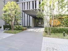 【大阪府/大阪市中央区安土町】クレヴィアタワー御堂筋本町 アプローチ