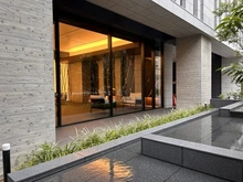 【大阪府/大阪市中央区安土町】クレヴィアタワー御堂筋本町 敷地内