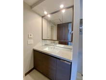 【大阪府/大阪市北区大淀南】グランドメゾン新梅田タワーTHE CLUB RESIDENNCE 洗面室