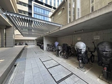 【大阪府/大阪市北区中之島】N4.TOWER 駐輪場