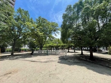 【大阪府/大阪市福島区鷺洲】リバーガーデン福島木漏れ日の丘 鷺洲上公園（現地より約30m）：徒歩1分