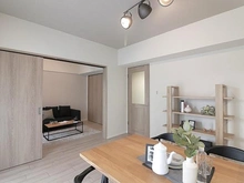 【大阪府/大阪市鶴見区鶴見】プレステ15番館鶴見緑地 LDK：家具調度品は価格に含まれません