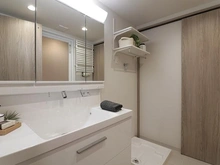 【大阪府/大阪市鶴見区鶴見】プレステ15番館鶴見緑地 洗面室