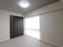 【大阪府/大阪市鶴見区諸口】鶴見緑地ガーデンハウス 洋室