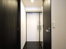 【大阪府/大阪市中央区糸屋町】エステムプラザ大手前エヴァース 廊下