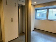 【大阪府/大阪市北区菅原町】ジーニス大阪 WEST棟 共用部：エレベーターホール
