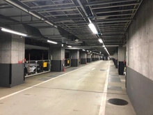 【大阪府/大阪市北区菅原町】ジーニス大阪 WEST棟 駐車場