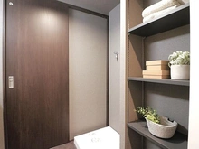 【大阪府/大阪市城東区諏訪】ファミール深江橋デュオ 洗面室