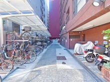 【大阪府/大阪市中央区南船場】パレロワイヤル順慶町 駐輪場