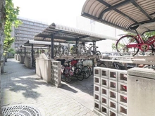 【大阪府/大阪市城東区鴫野西】シティコーポ鴫野 2号棟 駐輪場
