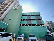 【大阪府/大阪市中央区備後町】ブランズタワー大阪備後町 瓦町セントラルパーキング 月極駐車場（現地より約140m）