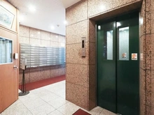 【大阪府/大阪市中央区内平野町】ロイヤルコーポ大手門 共用部：エレベーター