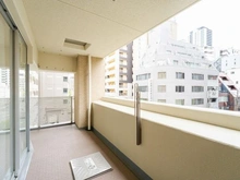 【大阪府/大阪市西区立売堀】ディークラディア本町West バルコニー