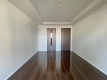 【大阪府/大阪市北区茶屋町】ジオグランデ梅田 洋室：約9.4帖
