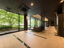 【大阪府/大阪市北区大淀中】パークナード新梅田アーバンパレス エントランス