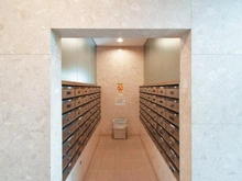 【大阪府/大阪市此花区伝法】キングマンション此花II メールBOX