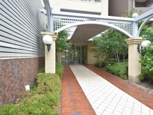 【大阪府/大阪市西区江之子島】エスリード阿波座 アプローチ