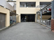 【大阪府/大阪市西区江之子島】エスリード阿波座 駐車場