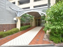 【大阪府/大阪市西区江之子島】エスリード阿波座 エントランス