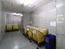 【大阪府/大阪市中央区淡路町】サンマイン北浜 共用部：ゴミ置き場